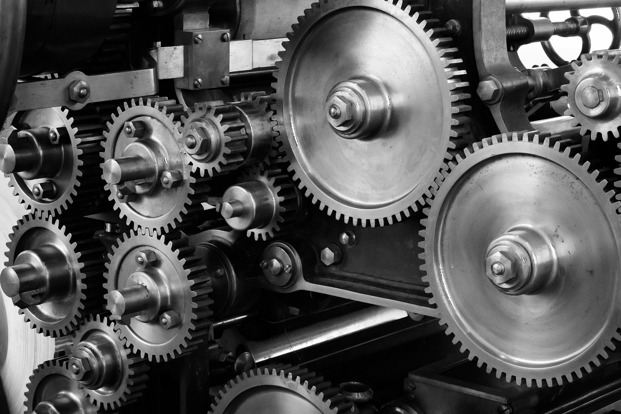 Precision-machined metal components produced using EDM electrical discharge machining technology