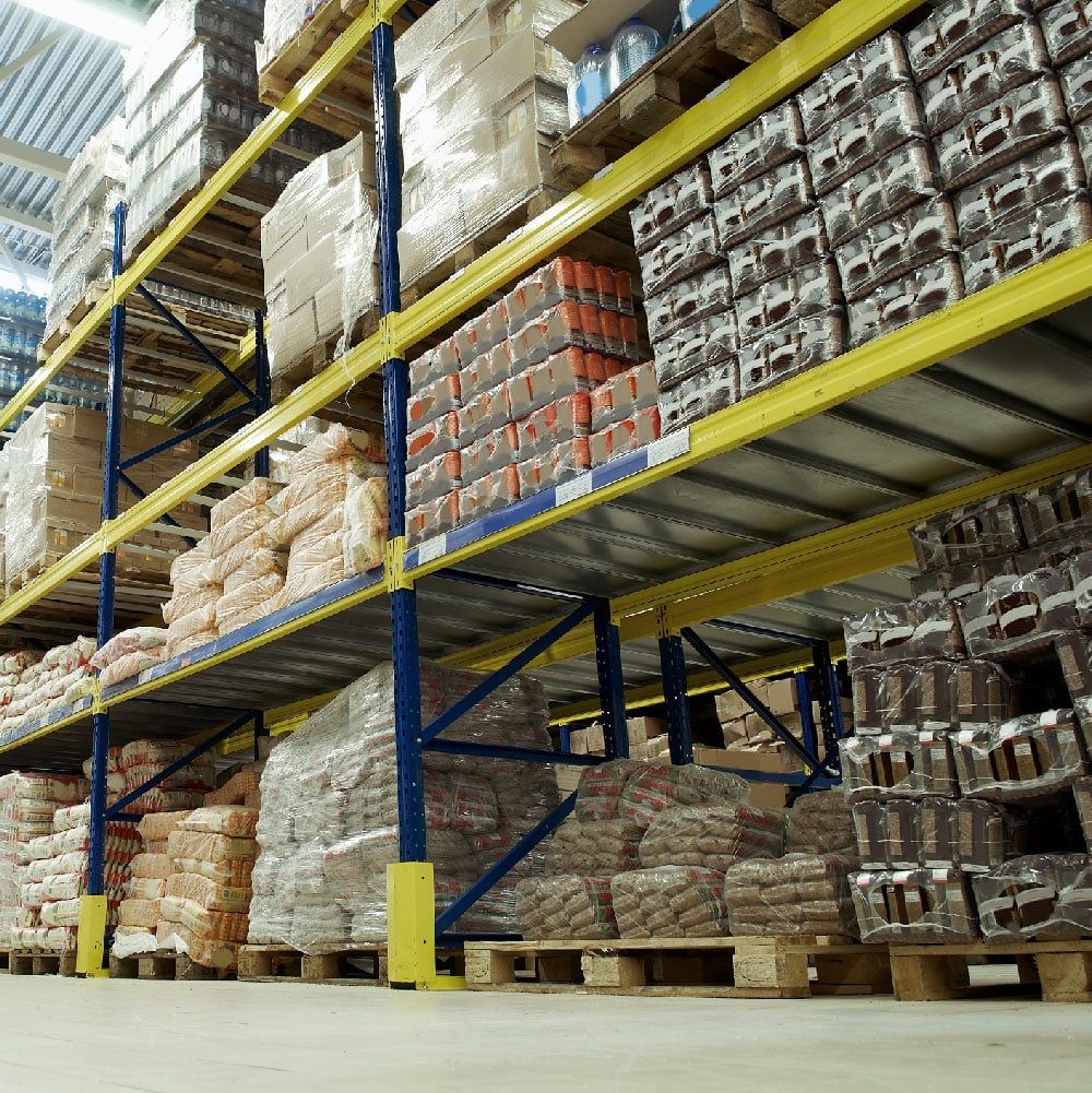 Packaged food products on warehouse pallets requiring cold chain temperature management and process cooling