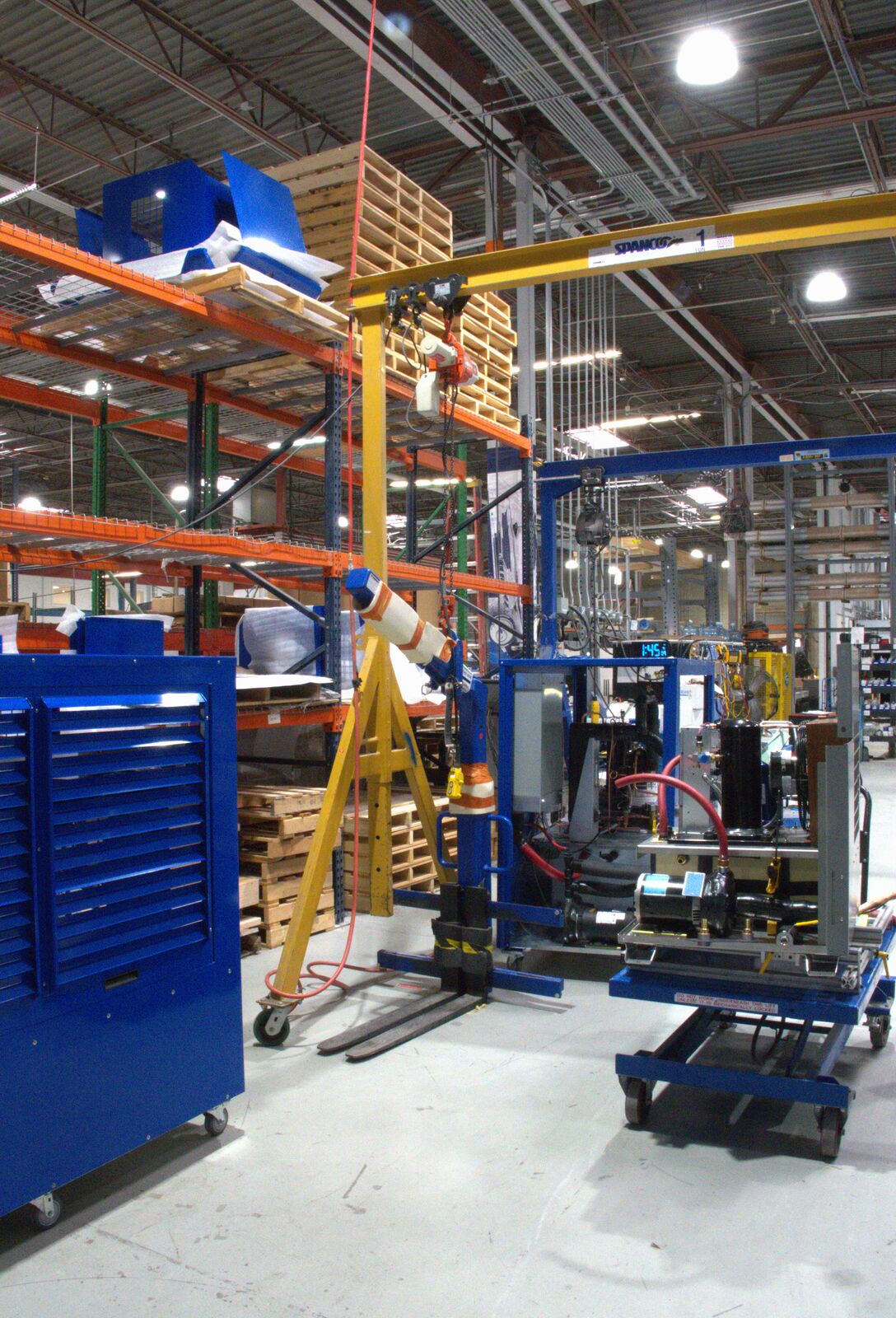 Gantry crane and assembly stations on the production floor